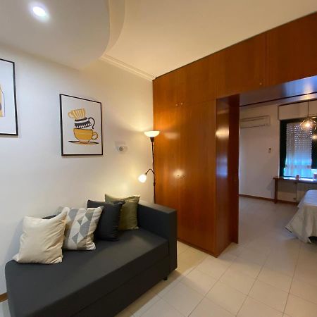 Armellini Apartment Latina Bagian luar foto